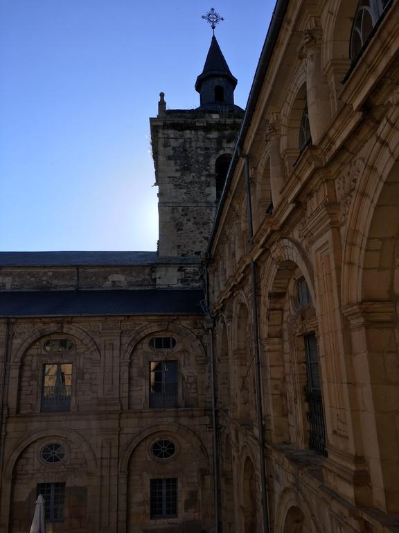 San Nicolas El Real Villafranca Del Bierzo Bagian luar foto