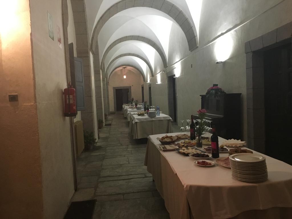 San Nicolas El Real Villafranca Del Bierzo Bagian luar foto
