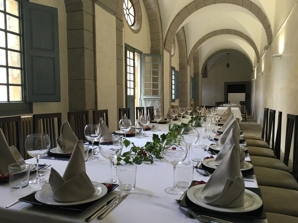 San Nicolas El Real Villafranca Del Bierzo Bagian luar foto